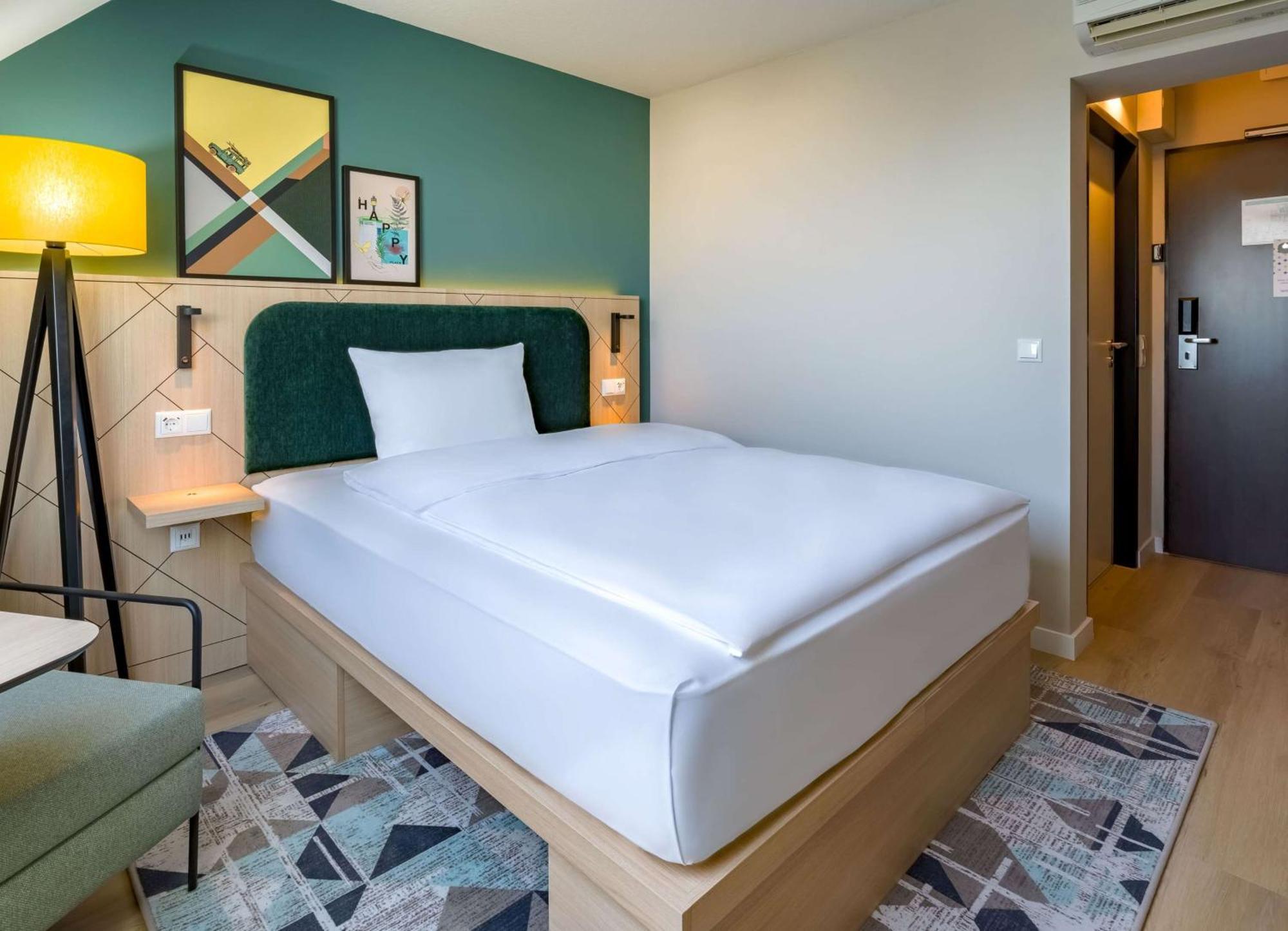 Spark By Hilton Stuttgart Зиндельфинген Экстерьер фото